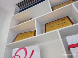 -成都苗方清颜专业祛痘