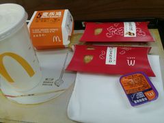 -麦当劳(烟台海港路店)