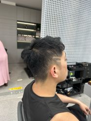 -韩国丽安形象设计
