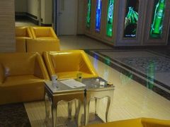 -音皇乐友汇量贩式KTV