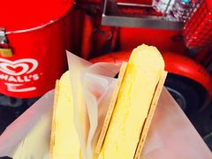 -詹爷爷乌节路街头冰淇淋