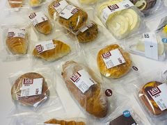 -炉边皮皮·烘焙甜品工厂店
