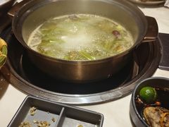 -喃喃椰·糟粕醋·椰子鸡火锅(七堡花园店)