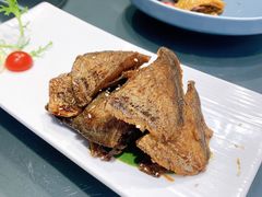 -HOMES上海本帮菜(襄阳公园店)