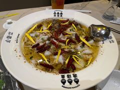 -渔语鱼酸菜鱼新川菜(来福士店)
