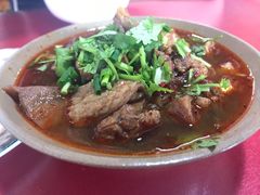-谢老五跷脚牛肉·非遗传承店