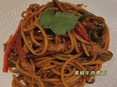 -芭莉与彩虹西餐厅(成都合生汇店)