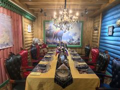 -米德维奇俄式西餐厅(西六道街店)