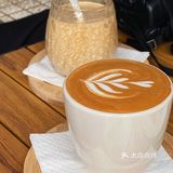 远离了新街口最核心地带 深入到老居民区的生活环境