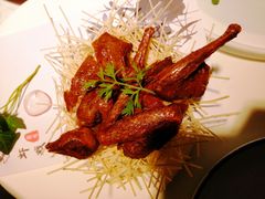 酱爆脆皮乳鸽-姜君·千岛湖鱼头馆(浦东大道店)
