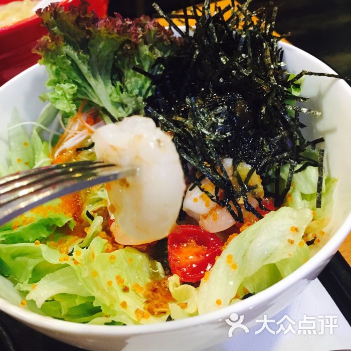 梅子酱海鲜沙拉