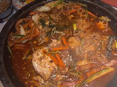 -鸣记脆皮烤鱼·海鲜烤鱼(三八广场店)
