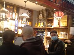 -东口码头·烧鸽子·鱼头泡饼·地方菜(金鹰悦城店)