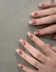 -悦指间美甲美睫