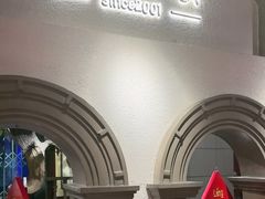 -老广酒楼(樱花店)