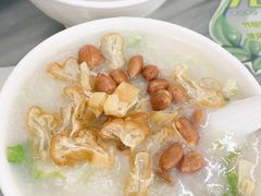 艇仔粥-穗银肠粉店(东川路店)