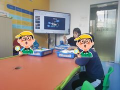 -童程童美·信息学竞赛·乐高机器人编程(长宁来福士校区)