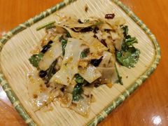 -有红鸡毛店·川菜(建设路店)