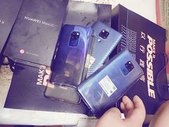 -华为授权体验店(万航渡路)