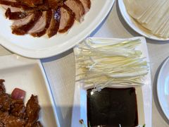 新雅片皮鸭-新雅粤菜馆(南京东路店)