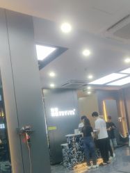 -米可造型烫发染发