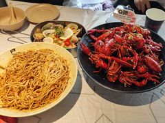 -巴厘龙虾·榜首油焖大虾(音乐学院·沿江酒馆店)
