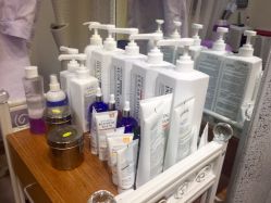 -韩逸龙霆Hair Design Studio