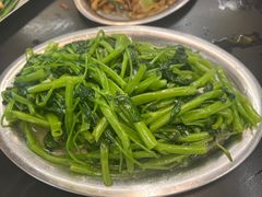 -蚝美人·生蚝海鲜烧烤(茶花园店)