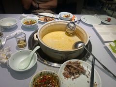 酸萝卜老鸭锅-gleeglee乐溢亦茶(合生汇店)
