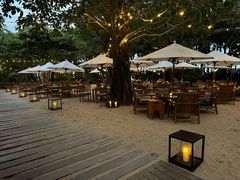 -三亚艾迪逊酒店·海滩烧烤 BARBACOA·现场乐队·浪漫晚餐·烧烤海鲜