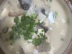 -姜君·千岛湖鱼头馆(浦东大道店)