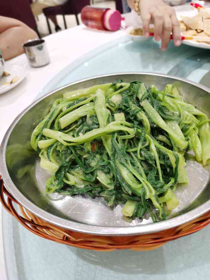 大欢喜饭店(江怡路店)-"是非常典型的大排档吧,最近的价位也默默地.