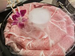-牛魔王时尚回转餐厅