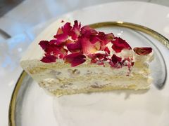 玫瑰荔枝蛋糕-EVERNAKED裸蛋糕(SOHO天山店)
