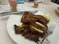 招牌蜜汁牛肋骨-凤城礼记鱼翅海鲜酒家(新马路总店)