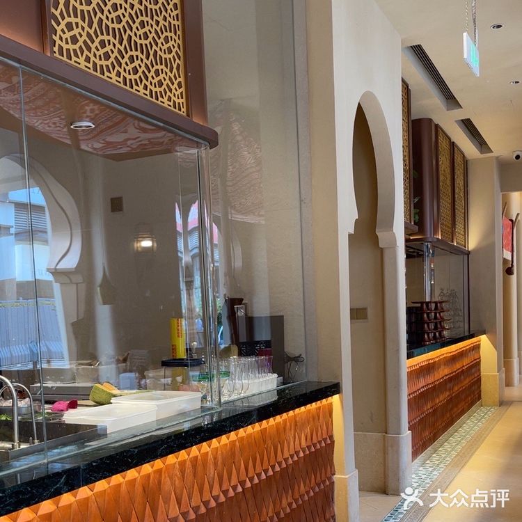 听朋友说这家新疆菜很正宗，今日一试果然不虚假