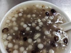 -芳婆糕团店(王府大街店)