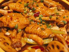 -多嘴肉蟹煲(万达店)