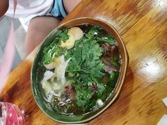 -全家福米线