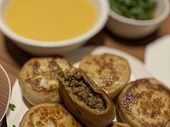 -清真吴记门钉肉饼·喜多利