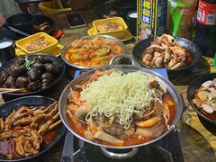 -老闵田螺馆·南昌特色小炒(梦时代店)