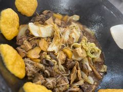 -粘豆包柴火铁锅炖