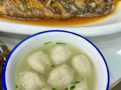 -丹水桥地锅鱼·翘嘴鲌·地方特色全鱼宴(丹江口大坝店)