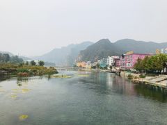 -百里峡七彩艺术小镇