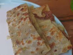 -溢心园香河肉饼总店