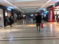 -百荣世贸商城