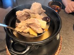 -汤城小厨•粤菜•靓汤(苏州街店)