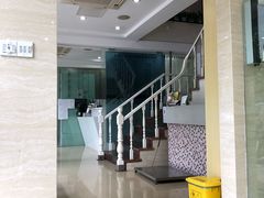 -瑞派天使宠物医院·神经外科·骨科·核磁(洛川中路店)