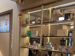 -霸王茶姬(南强街店)