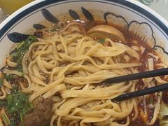 -康师傅私房牛肉面(马泉营奥莱店)